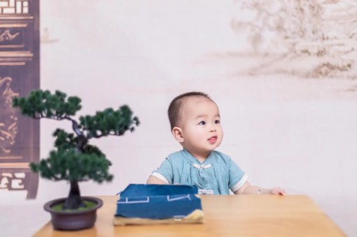 偃师宝宝几个月可以笑出声